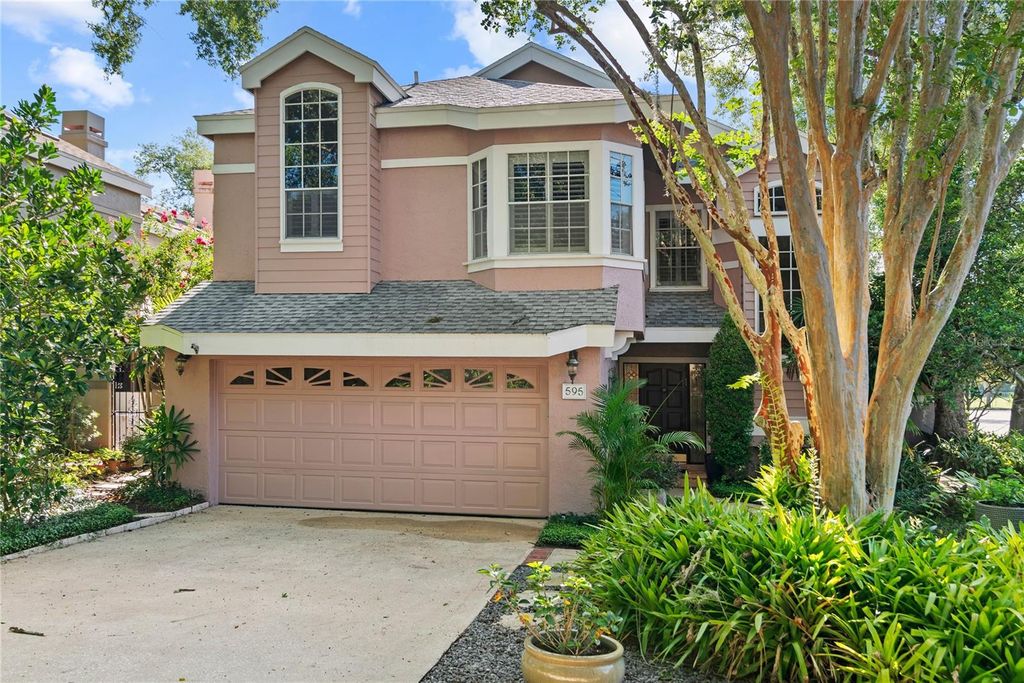 Photo of 595 Huntington Avenue #4, Winter Park, FL 32789 (MLS # O6329412)