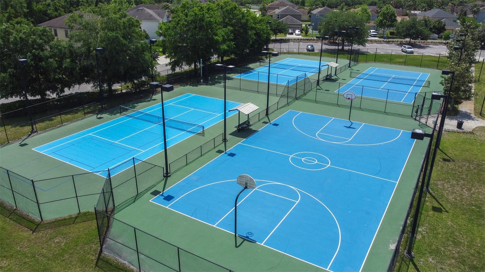 CONNERTON - Residential