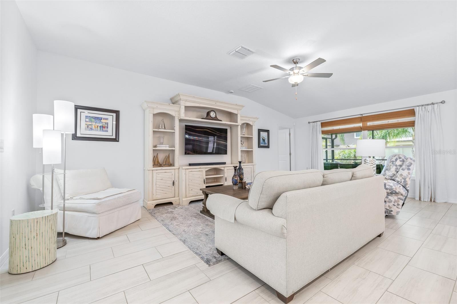 CONNERTON - Residential