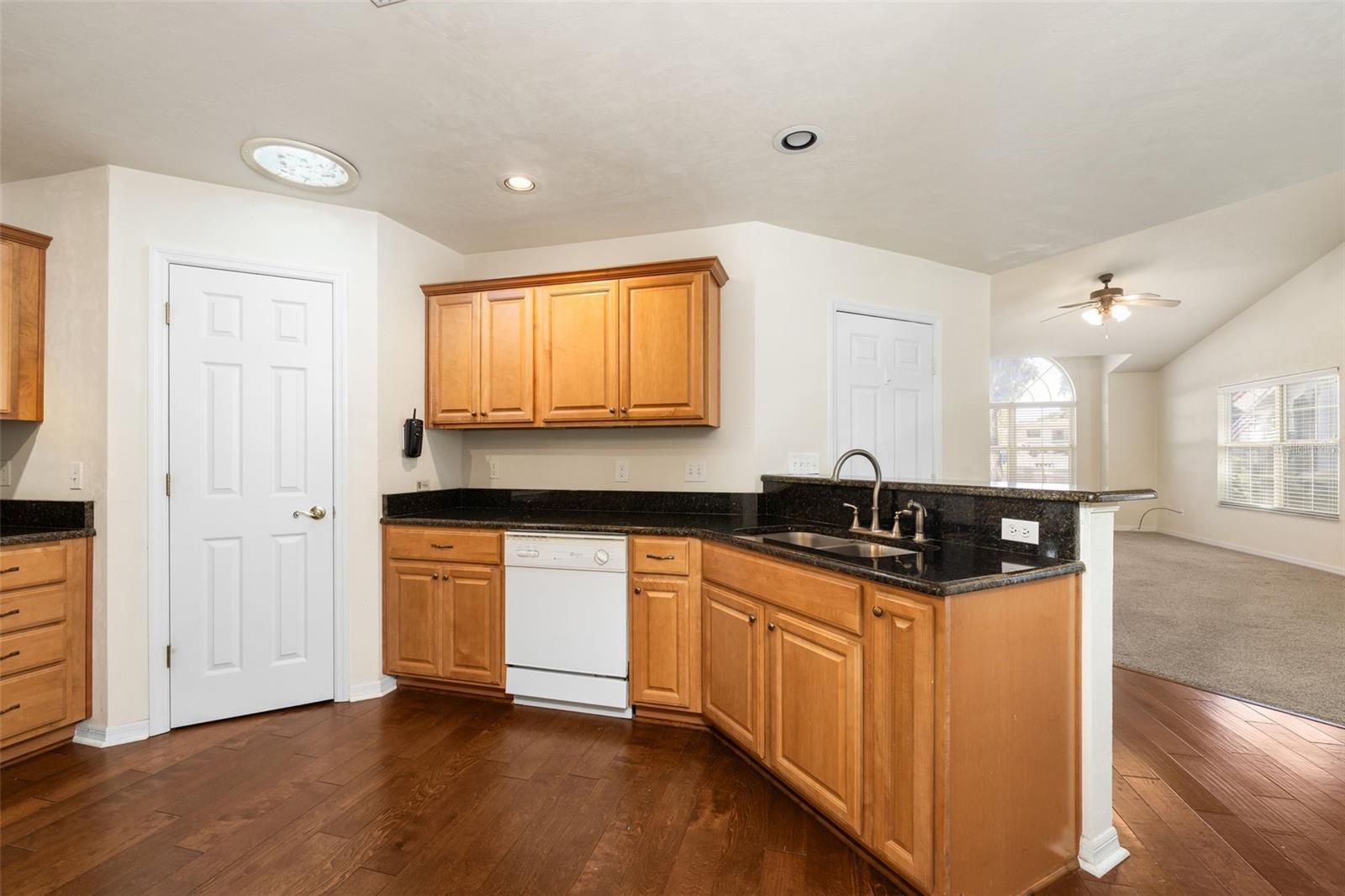 ST ALBANS WOOD - Residential