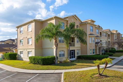 Photo of 302 Terrace Ridge Circle #302, Davenport, FL 33896 (MLS # O6372287)