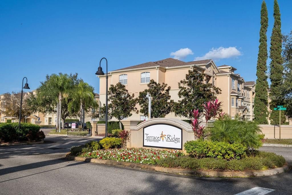 Photo of 302 Terrace Ridge Circle #302, Davenport, FL 33896 (MLS # O6372287)