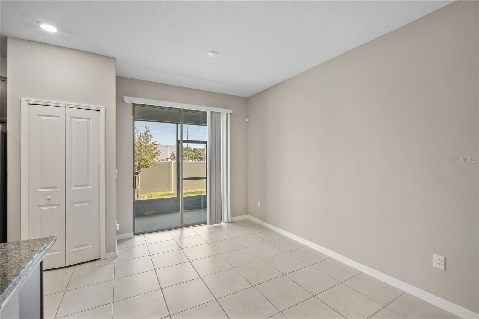 BELMONT TWNHMS PRCL F - Residential Lease