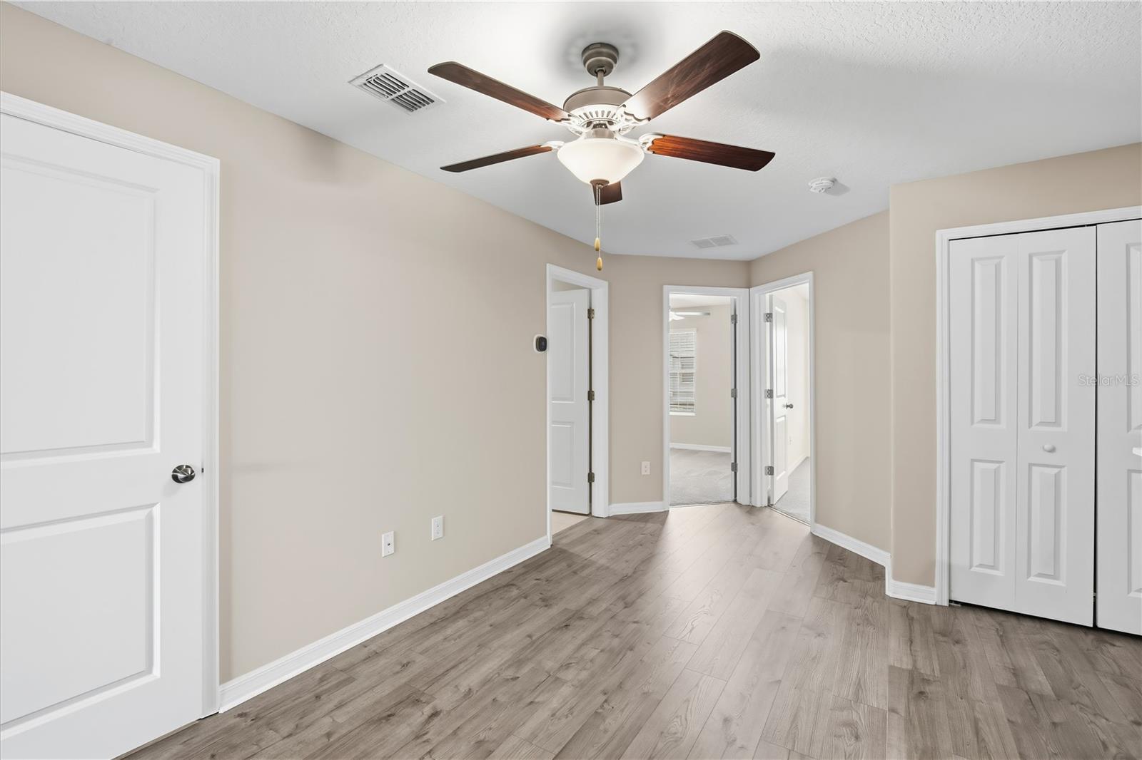 BELMONT TWNHMS PRCL F - Residential Lease