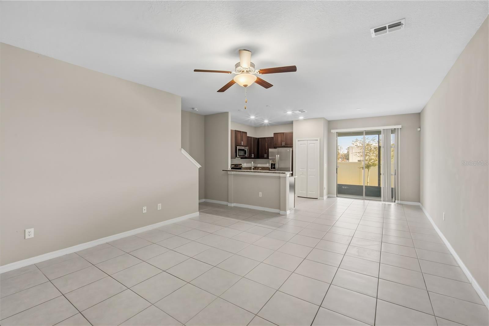 BELMONT TWNHMS PRCL F - Residential Lease