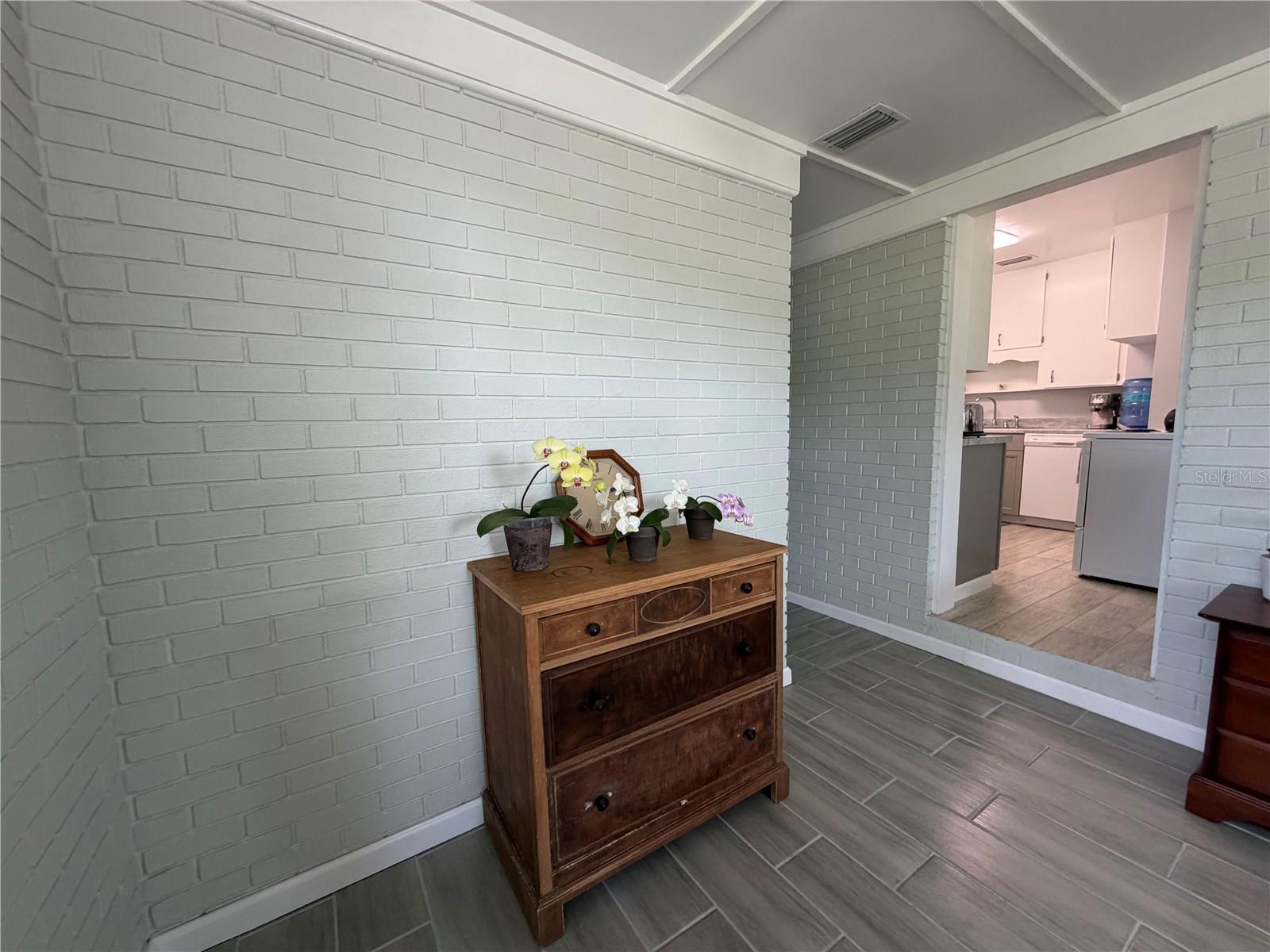 SUNSHINE ESTATES - Residential