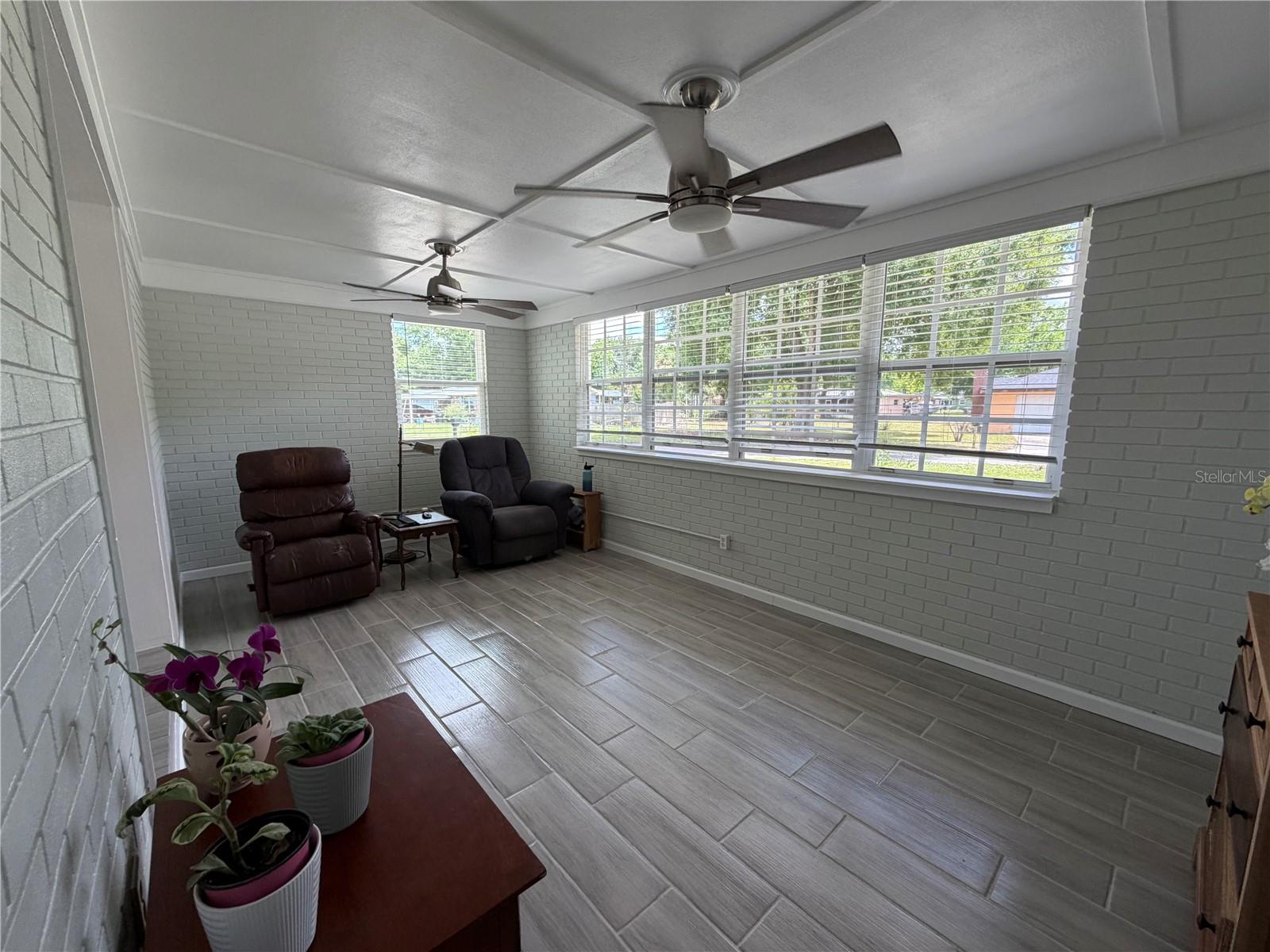 SUNSHINE ESTATES - Residential