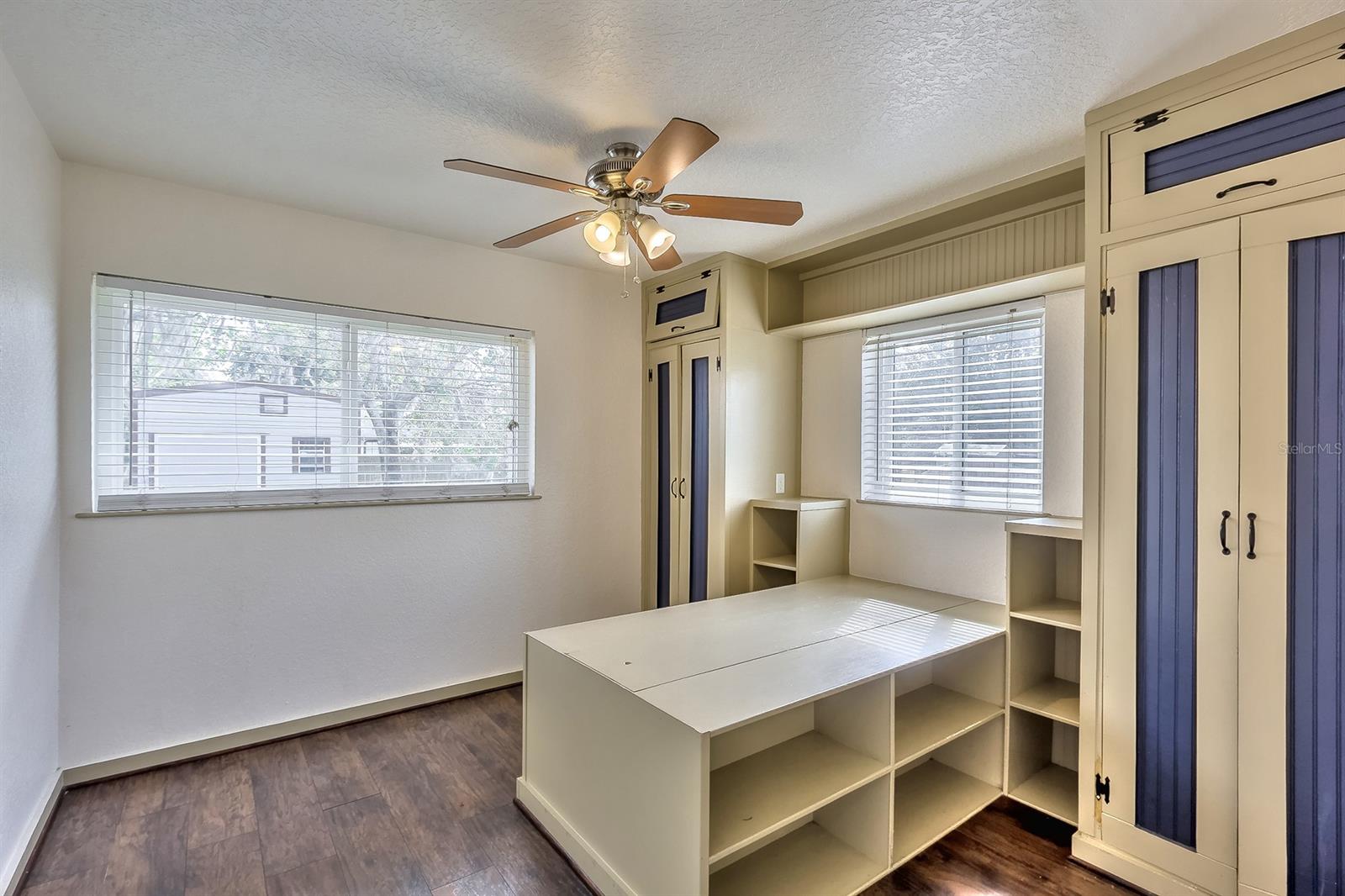 Florida Shores 01 - Residential