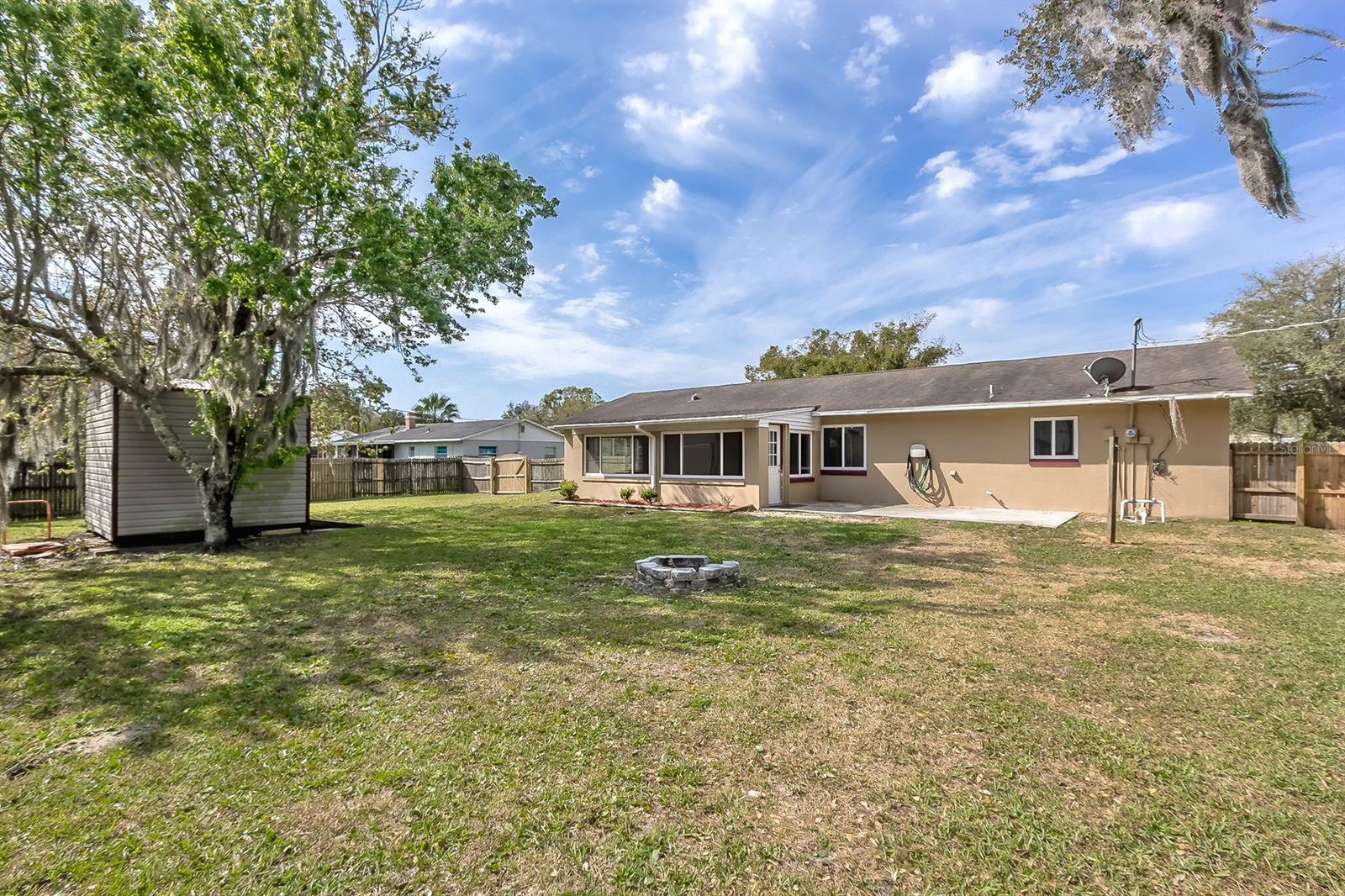 Florida Shores 01 - Residential