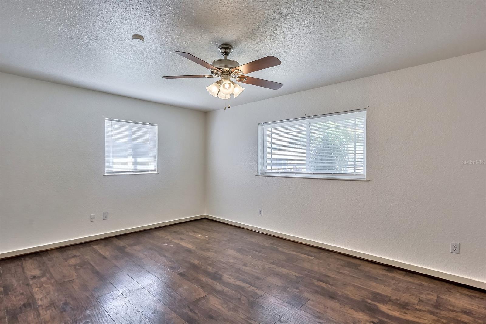 Florida Shores 01 - Residential