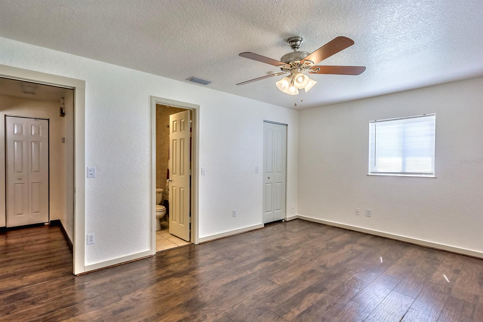 Florida Shores 01 - Residential