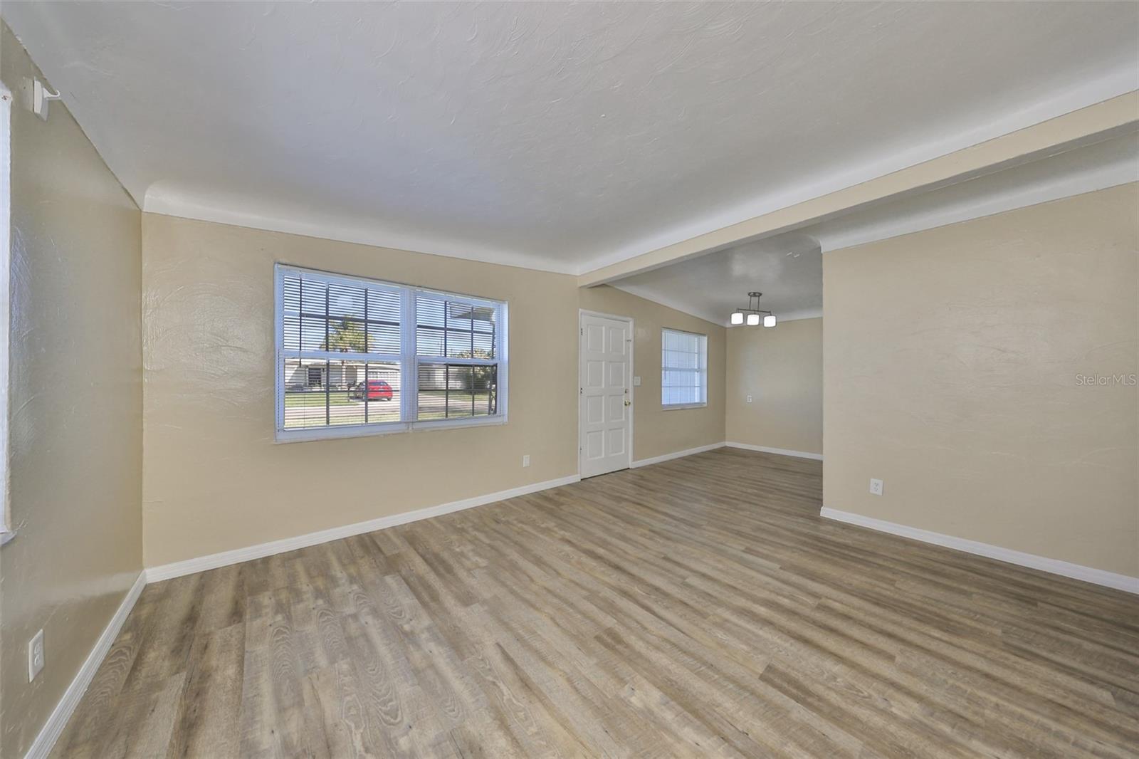 BOULEVARD PARK 2 - Residential Lease