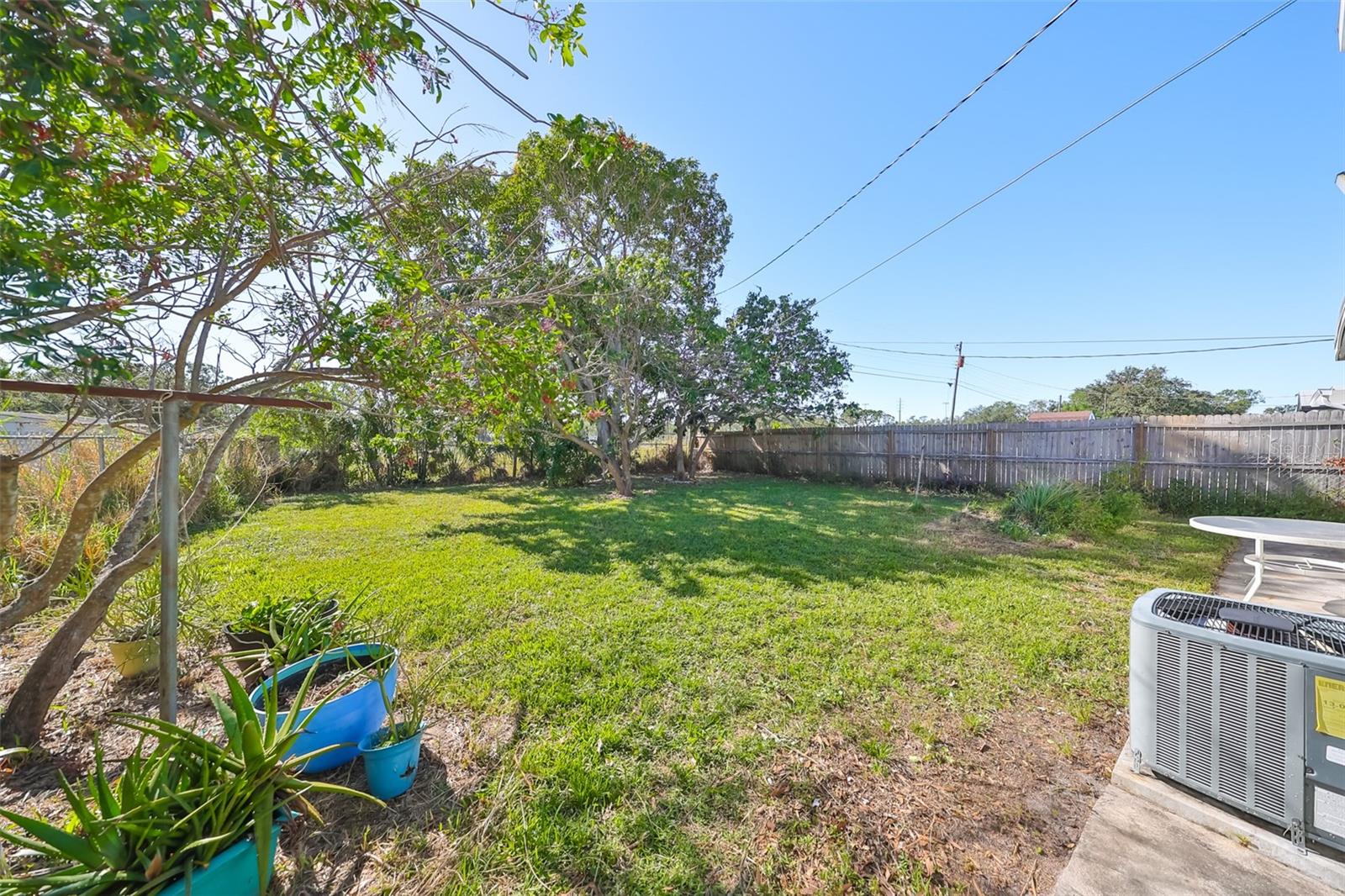 BOULEVARD PARK 2 - Residential Lease