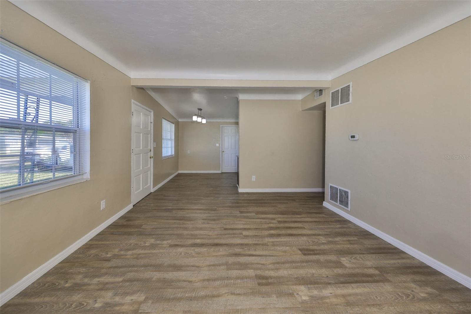 BOULEVARD PARK 2 - Residential Lease