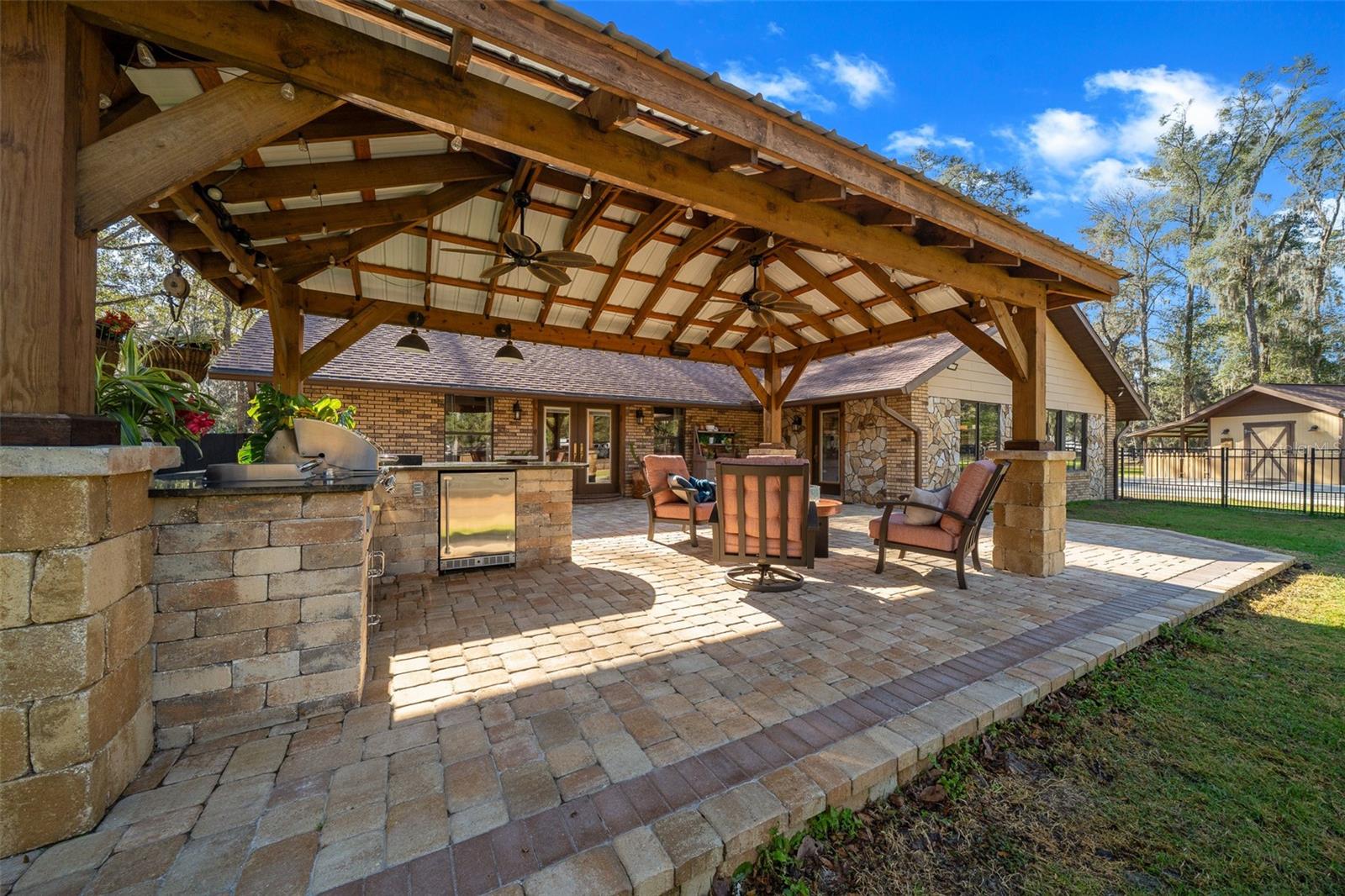 MEADOWBROOK RANCHES - Residential