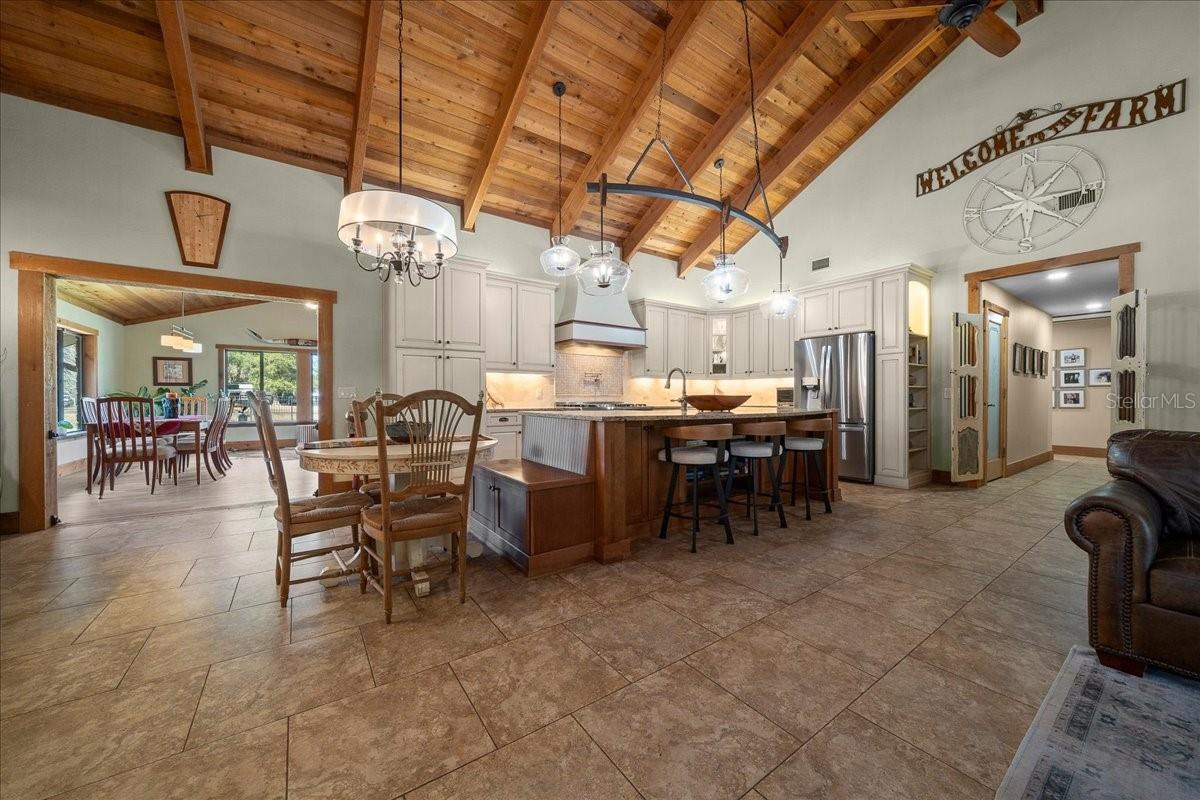 MEADOWBROOK RANCHES - Residential