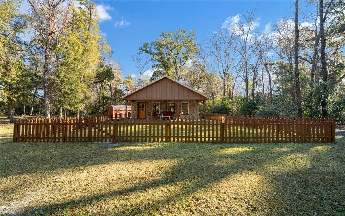 MEADOWBROOK RANCHES - Residential