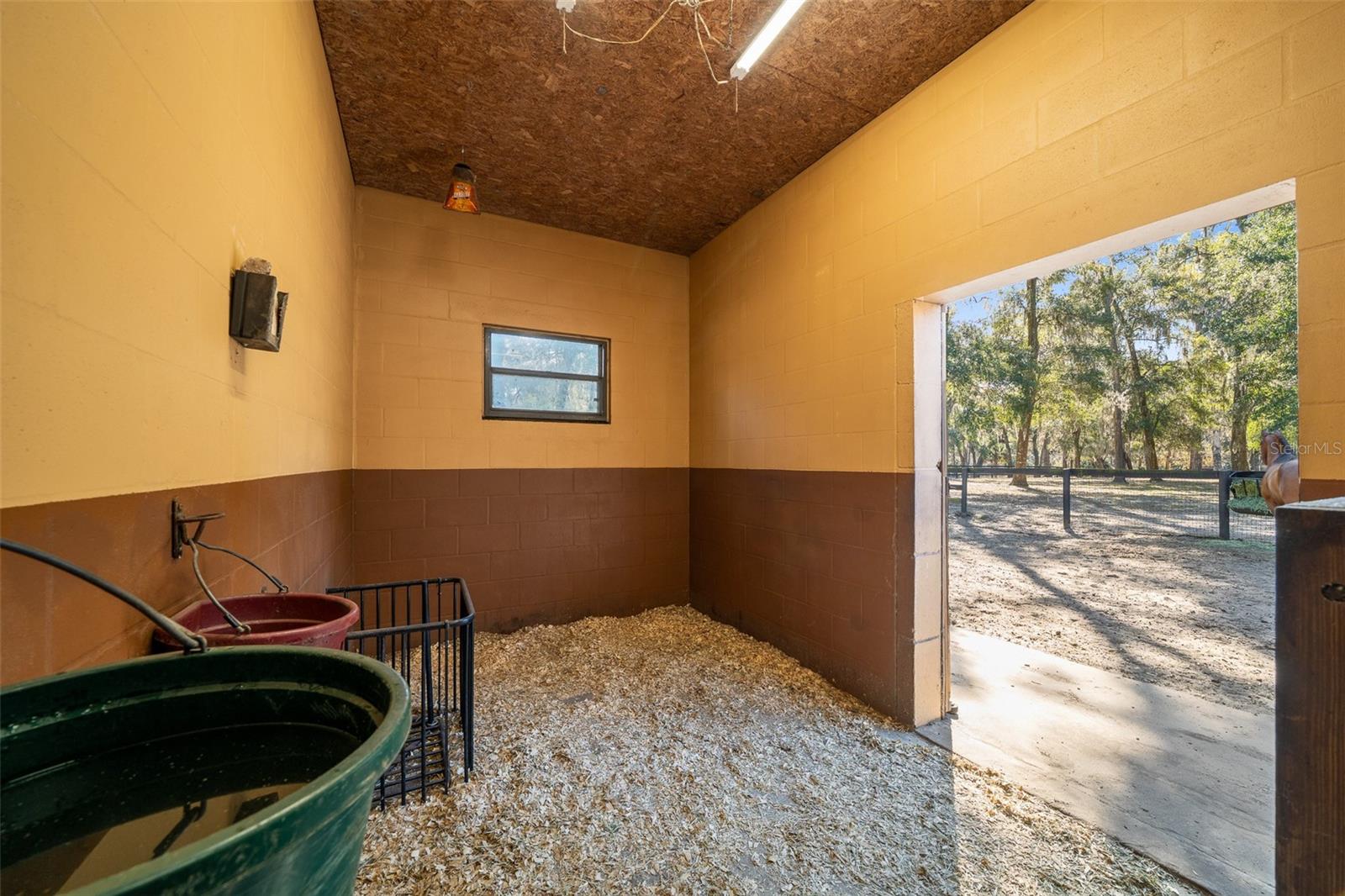 MEADOWBROOK RANCHES - Residential