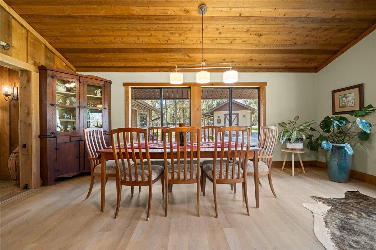 MEADOWBROOK RANCHES - Residential