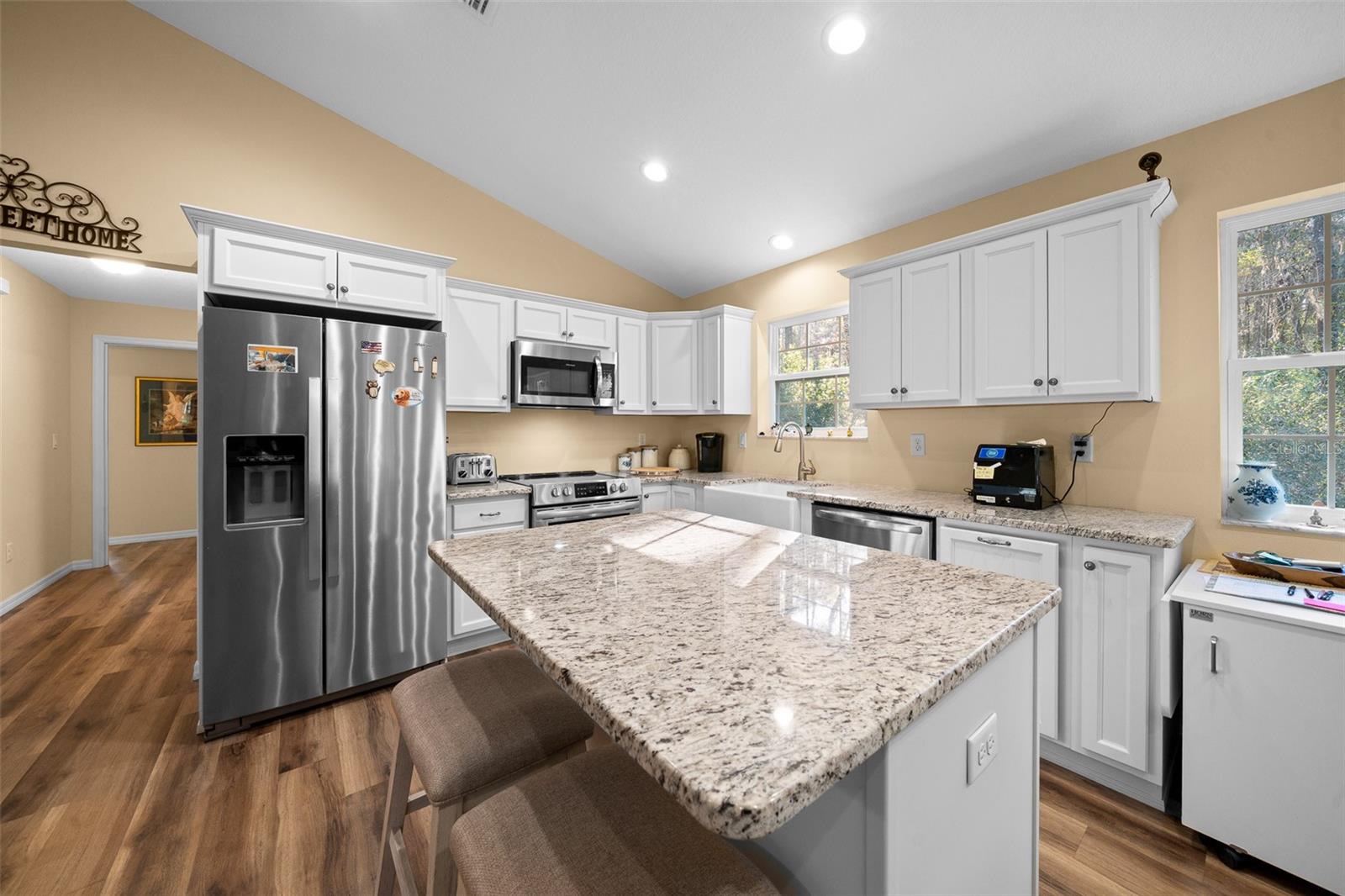 MEADOWBROOK RANCHES - Residential