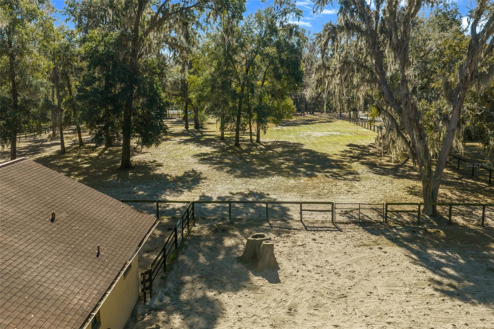 MEADOWBROOK RANCHES - Residential