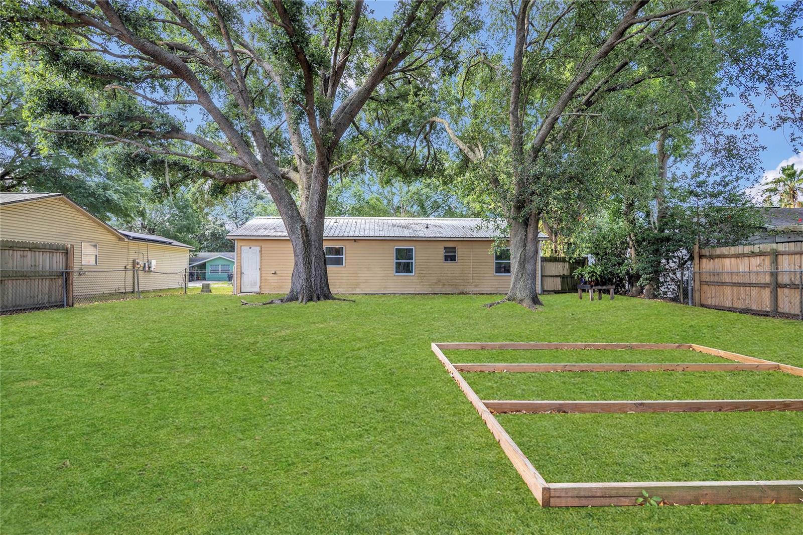 LAKE GARFIELD ESTATES - Residential