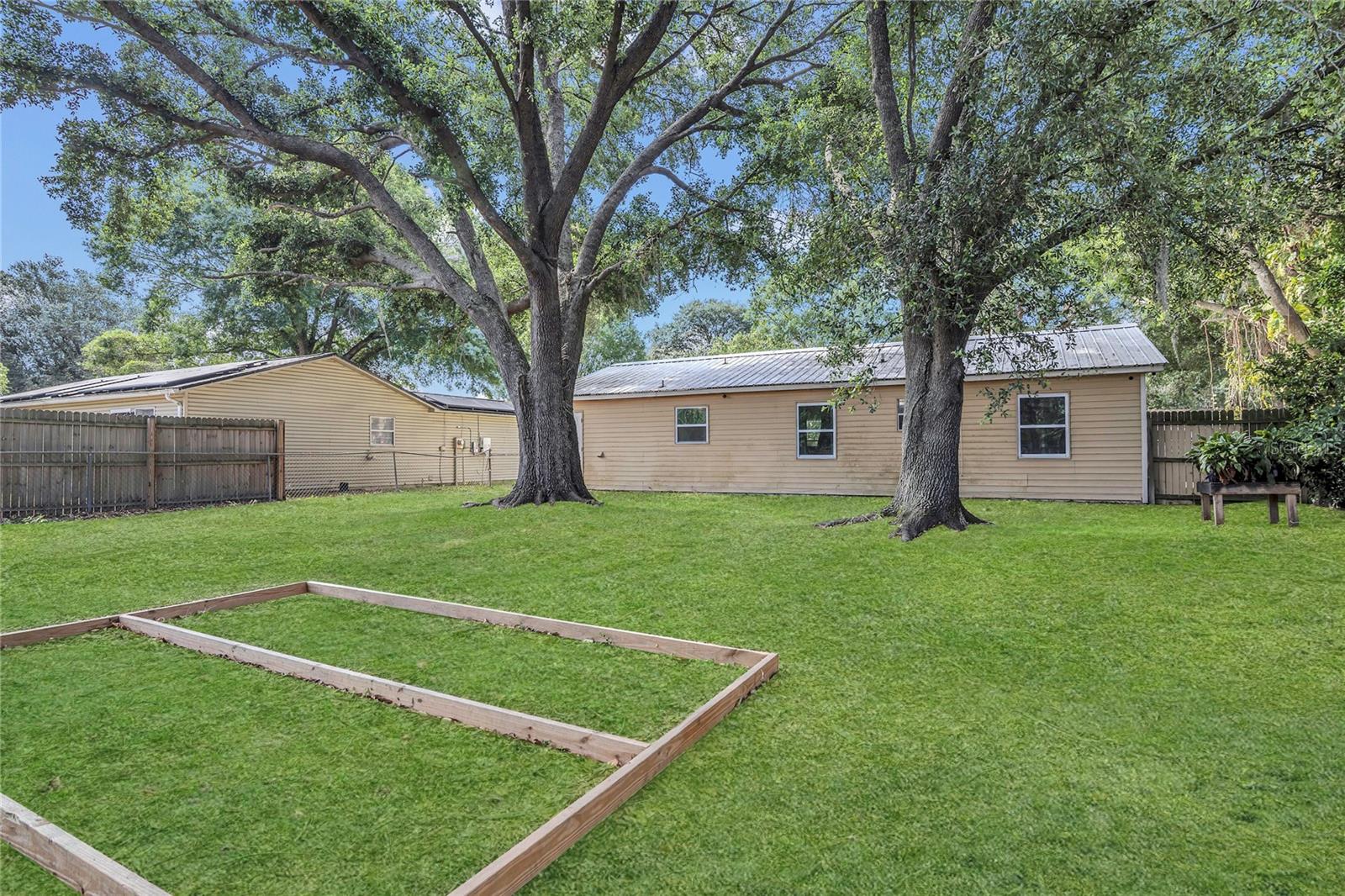 LAKE GARFIELD ESTATES - Residential