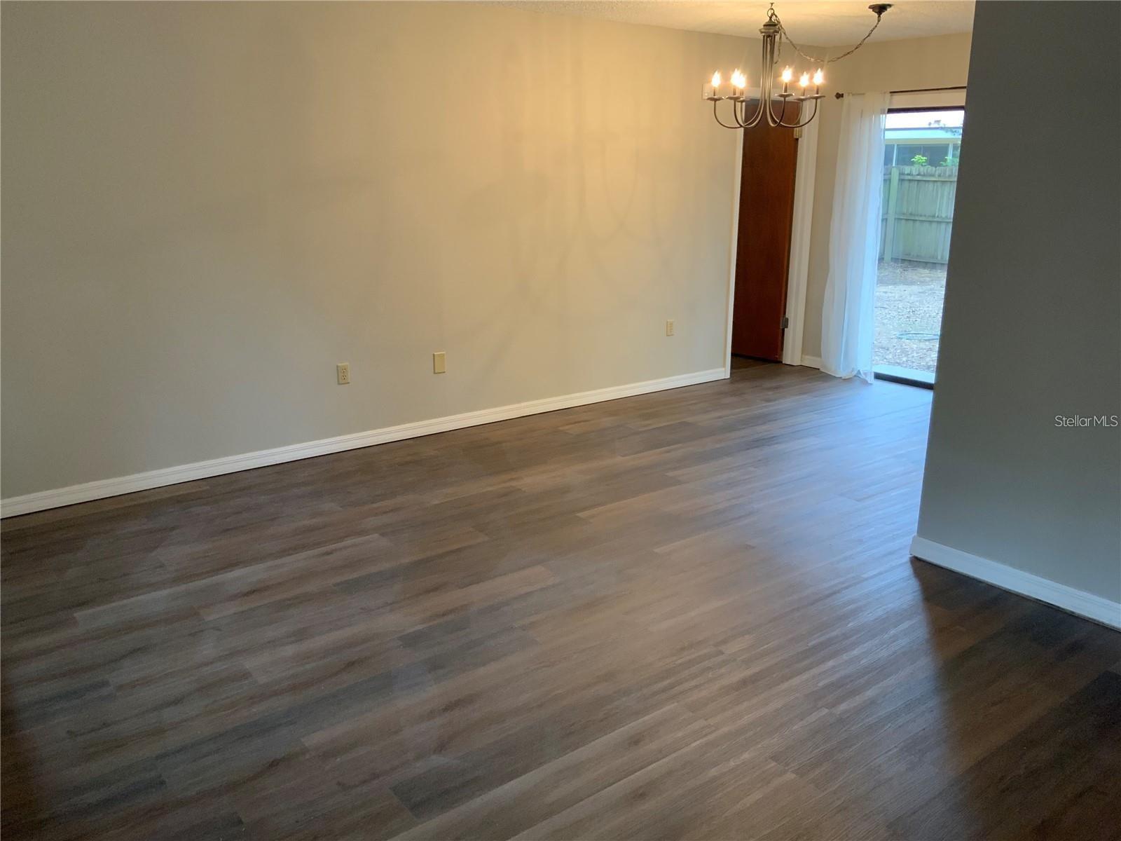 CHARTER OAKS - Residential Lease