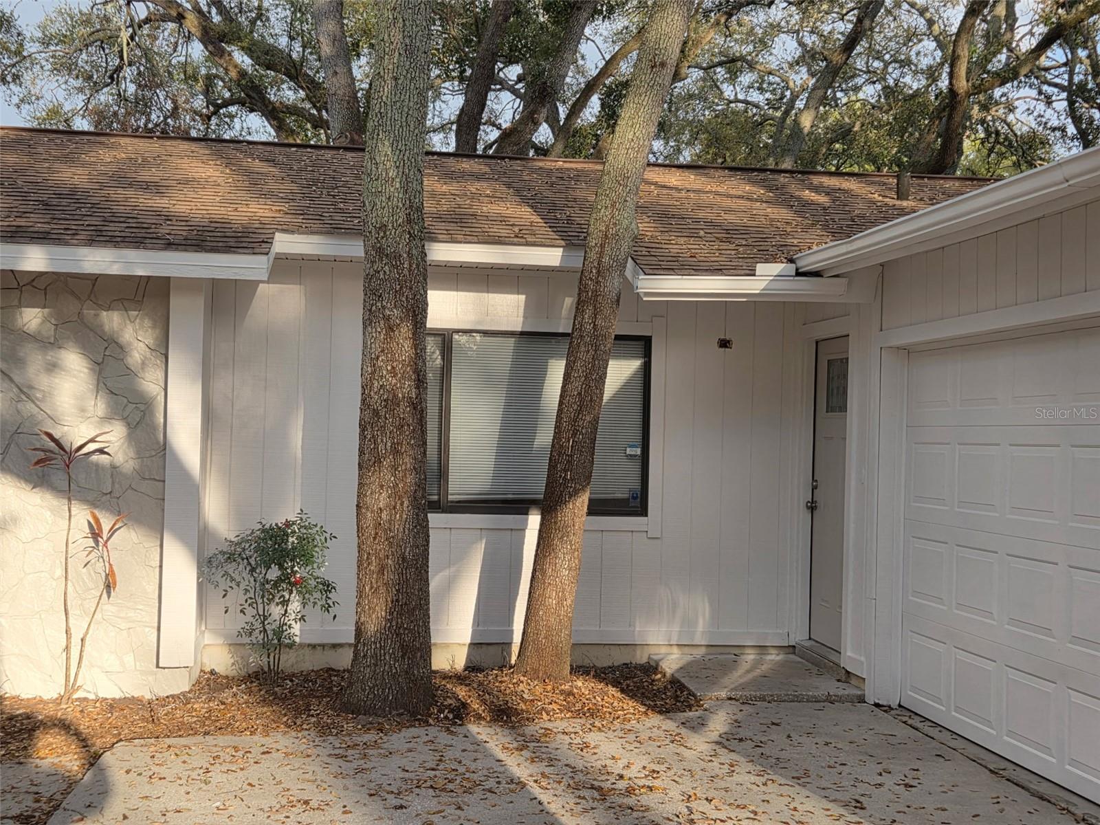 CHARTER OAKS - Residential Lease