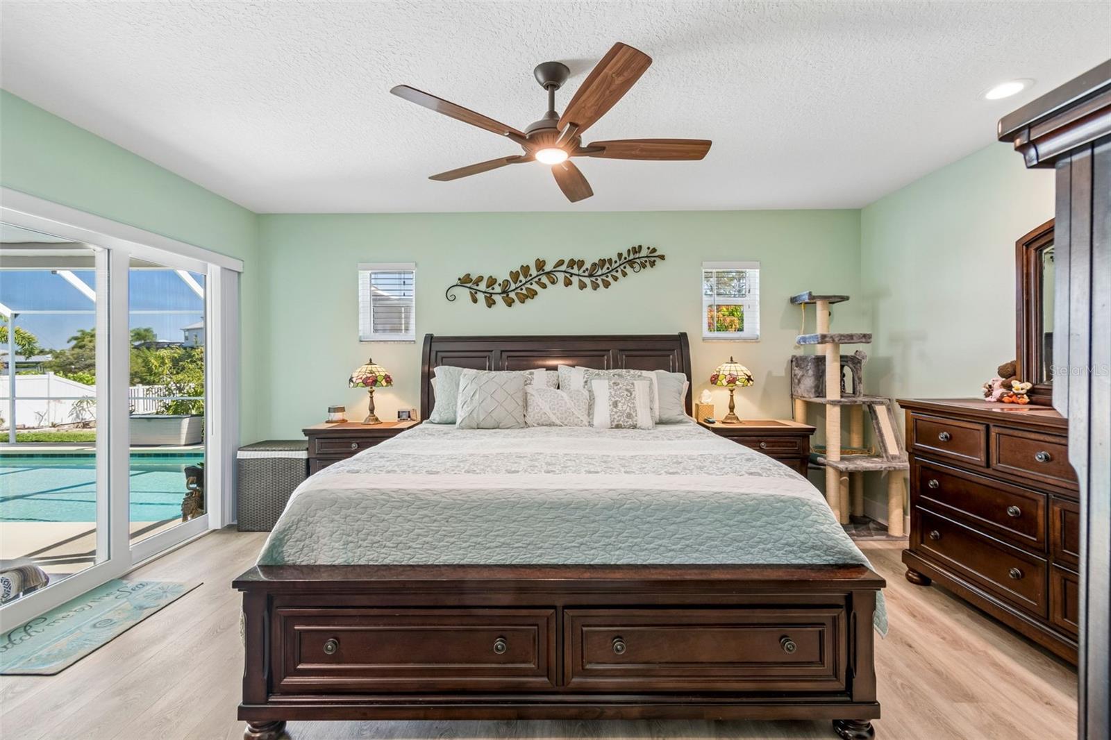 APOLLO BEACH UNIT ONE PT ONE - Residential