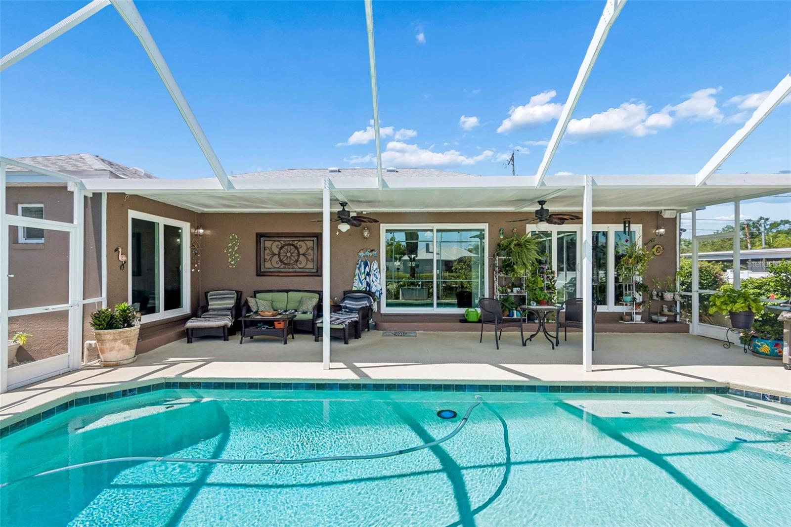 APOLLO BEACH UNIT ONE PT ONE - Residential