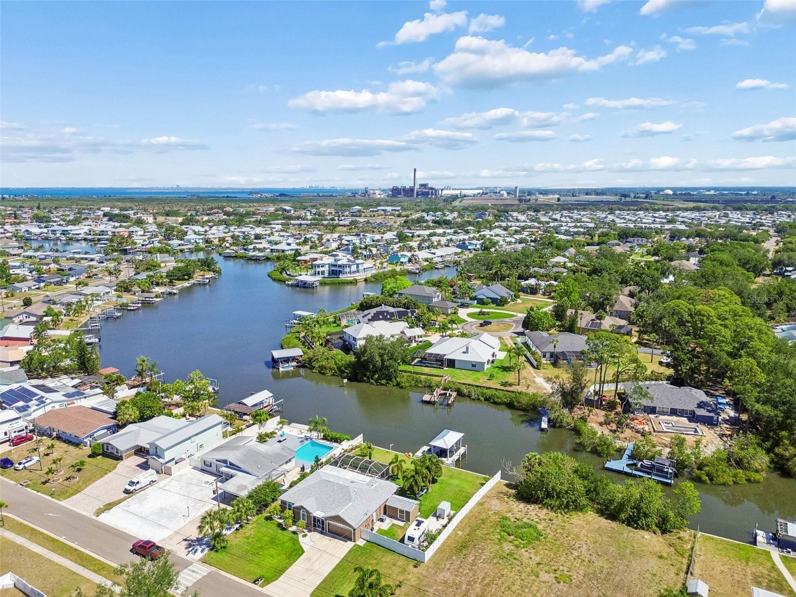 APOLLO BEACH UNIT ONE PT ONE - Residential