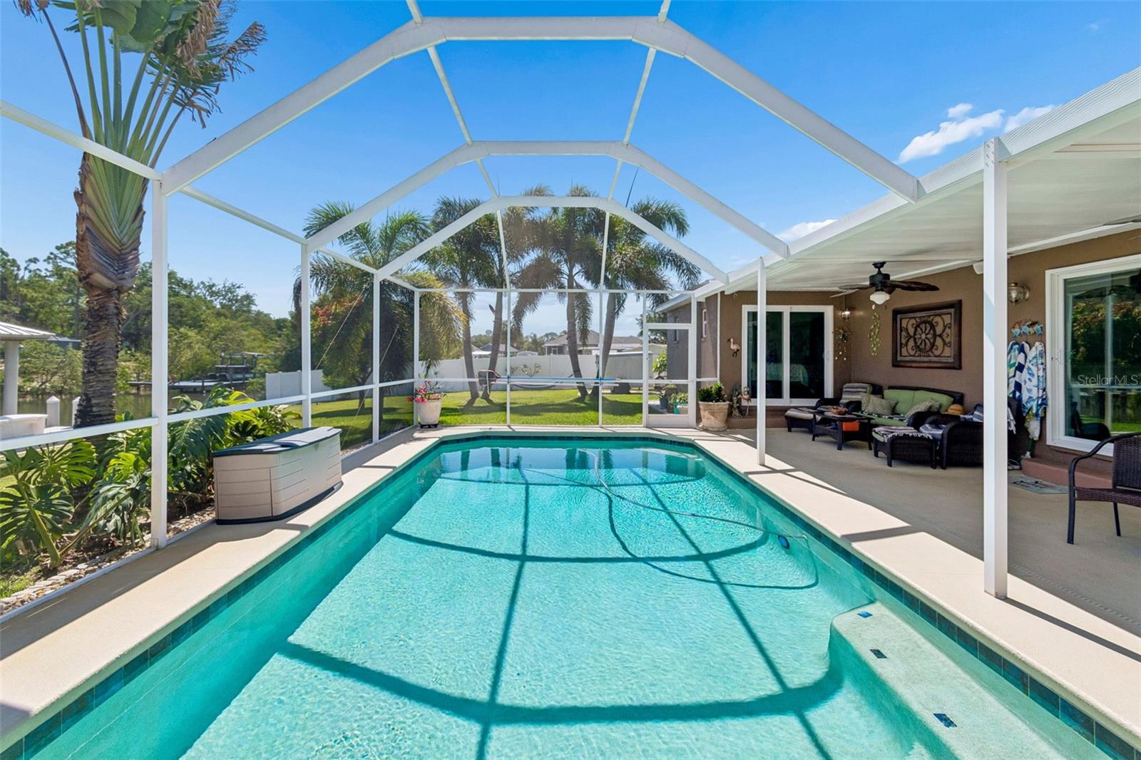 APOLLO BEACH UNIT ONE PT ONE - Residential