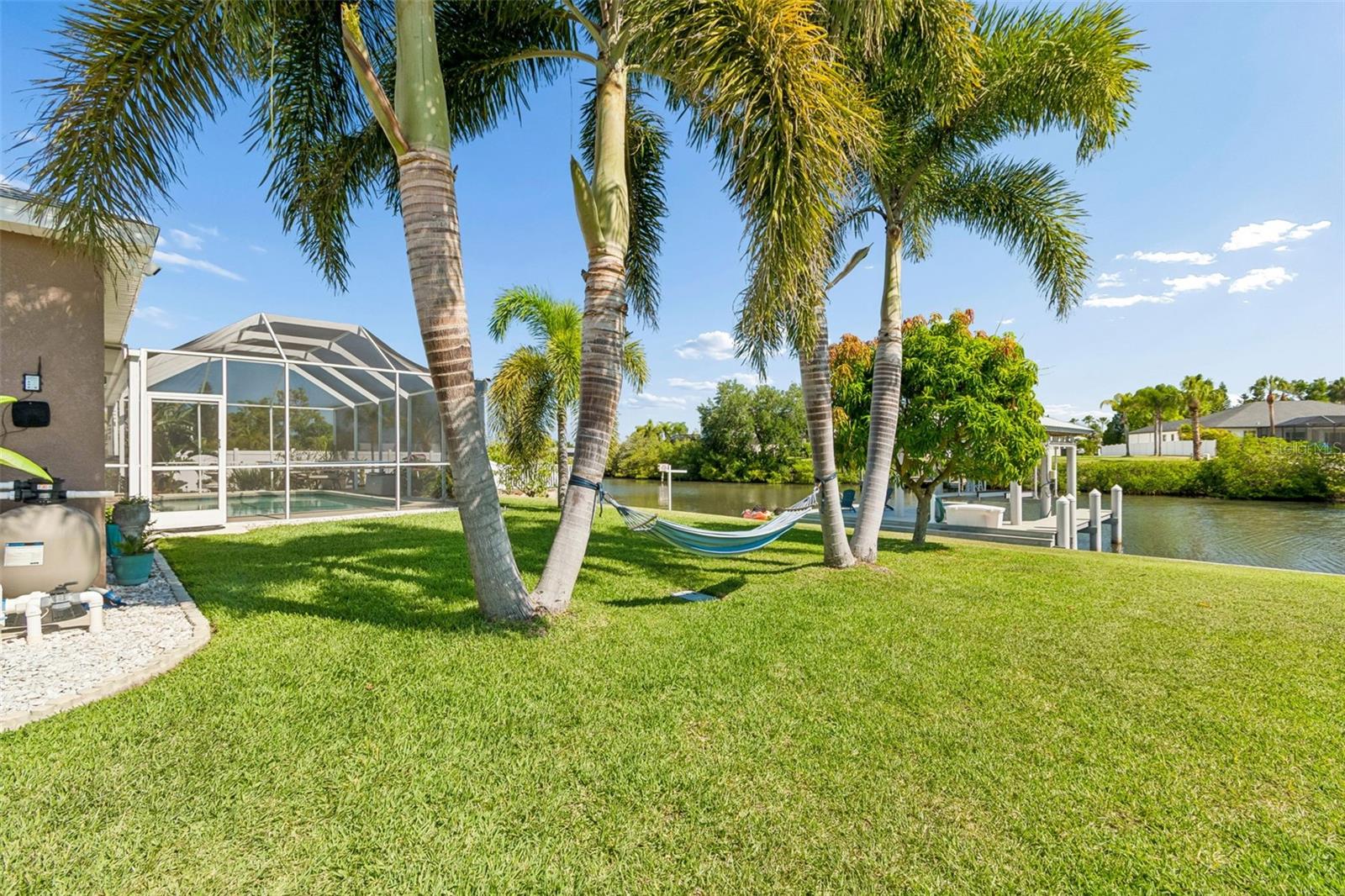 APOLLO BEACH UNIT ONE PT ONE - Residential