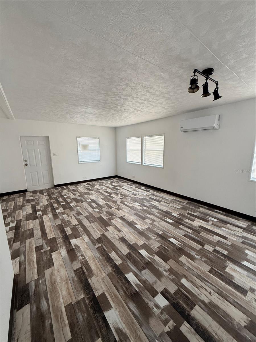 BUENA VISTA 9TH ADD - Residential