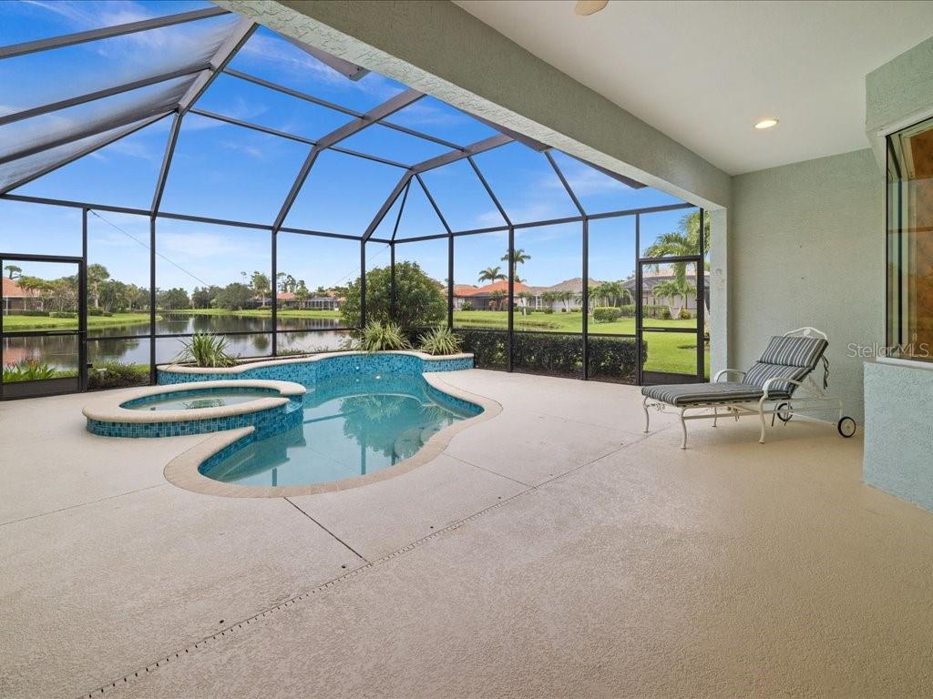 3927 WHISPERING OAKS DRIVE