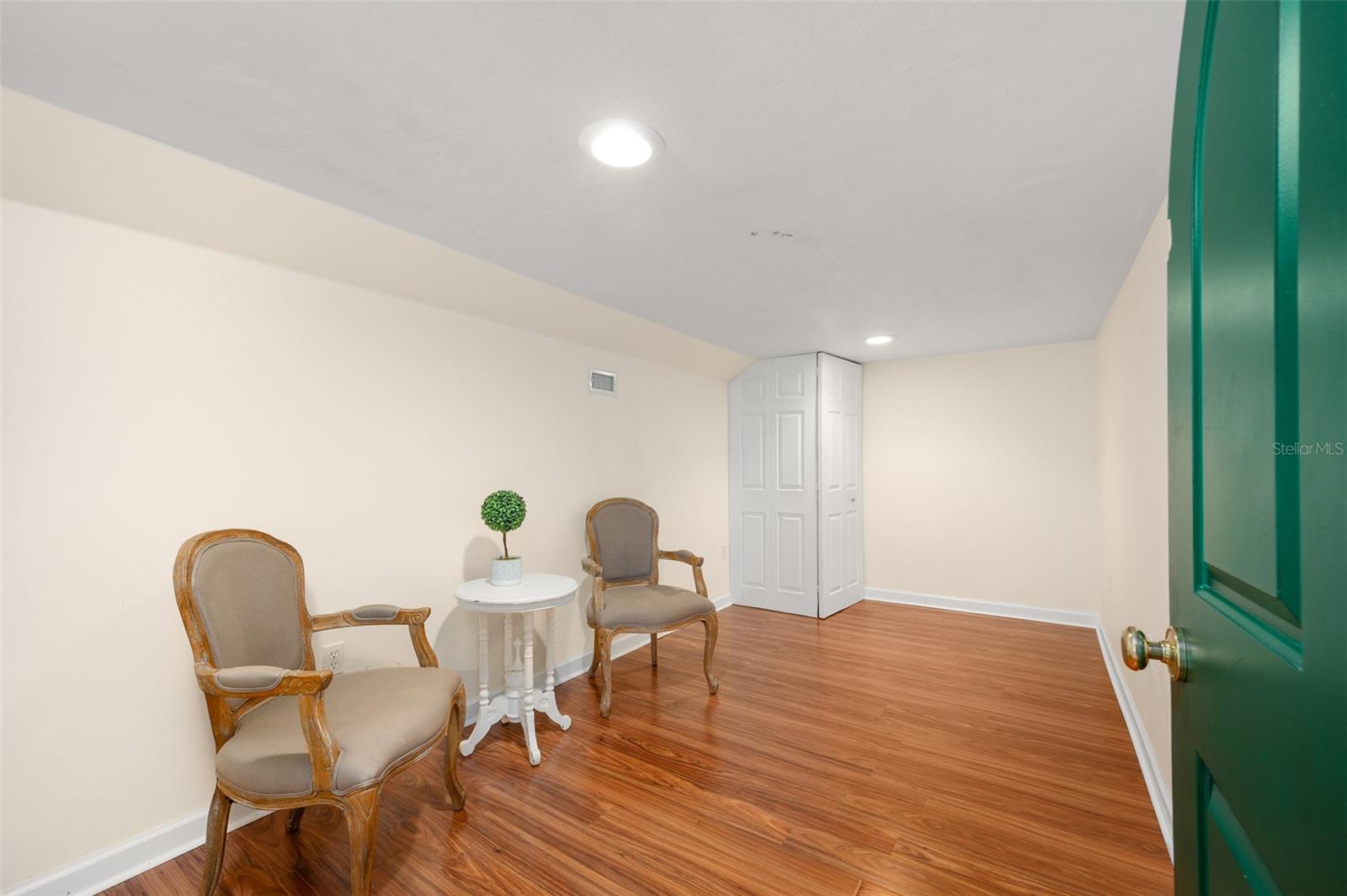 BROADMOOR PH VII - Residential