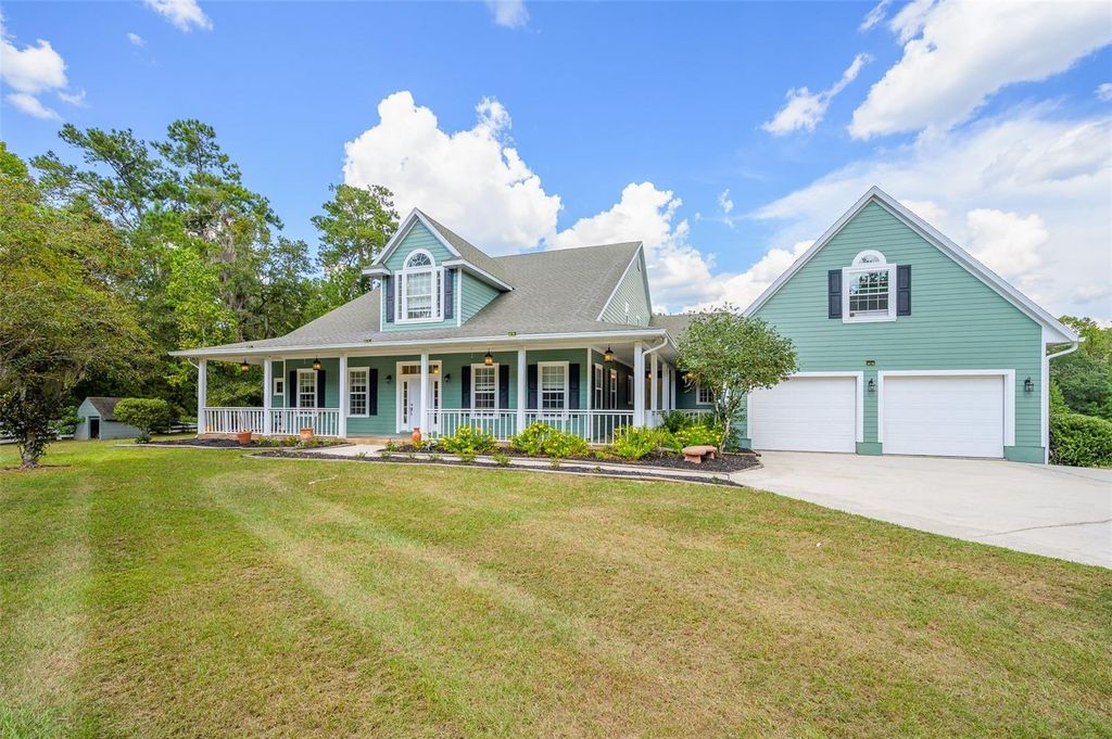 Photo of 1463 NW 104th Drive, Gainesville, FL 32606 (MLS # GC534509)