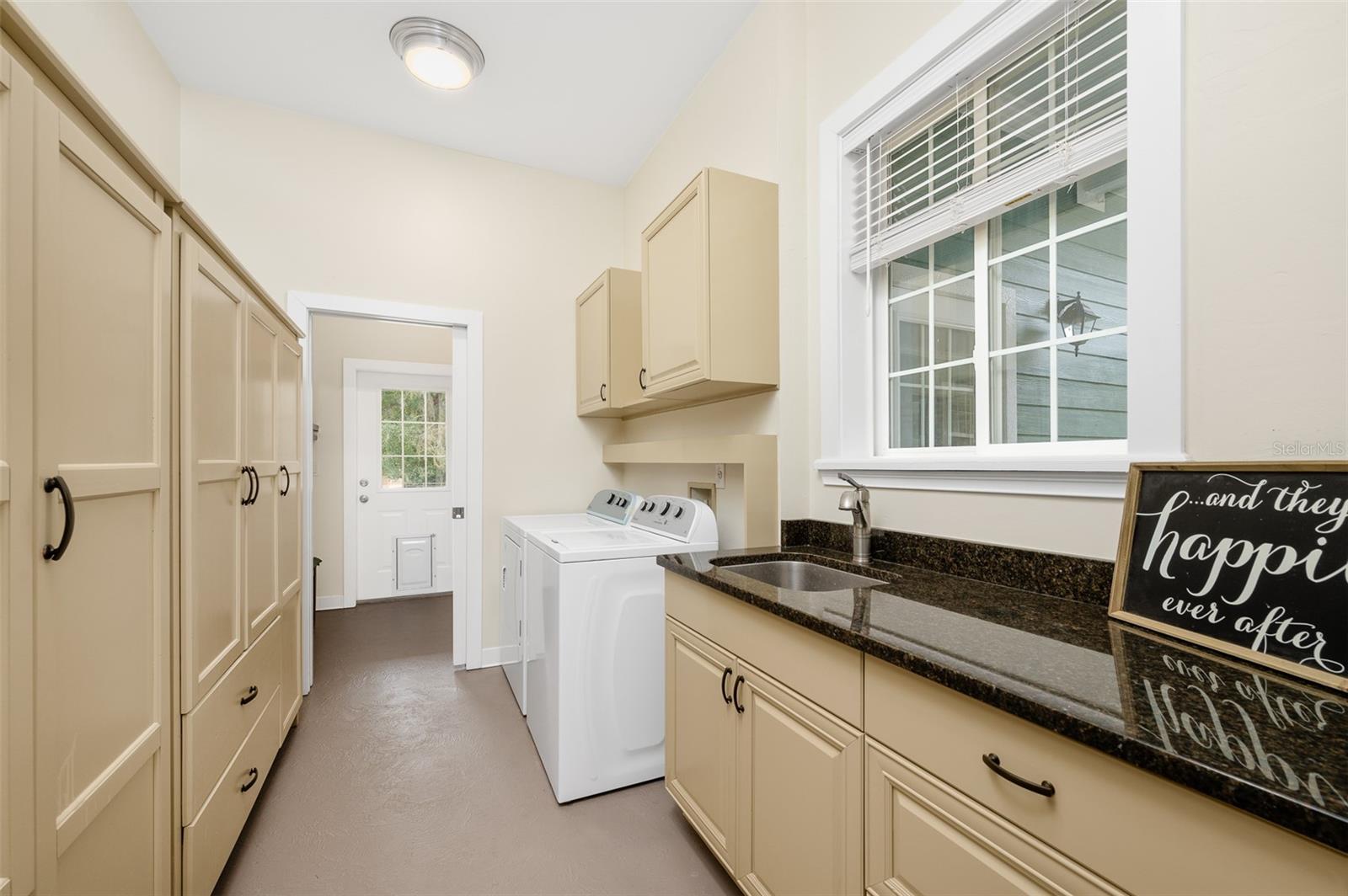 BROADMOOR PH VII - Residential