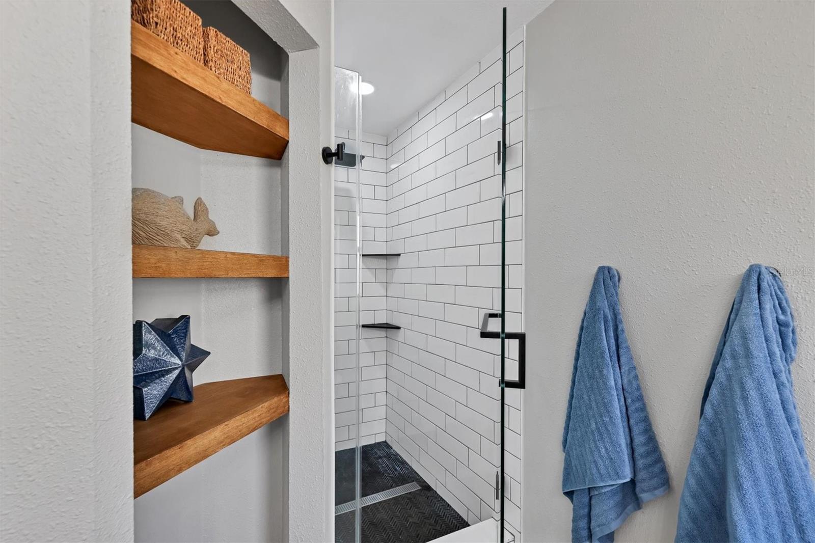 FOX CHASE - Residential