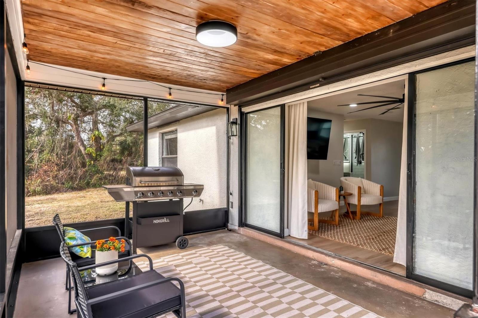 FOX CHASE - Residential