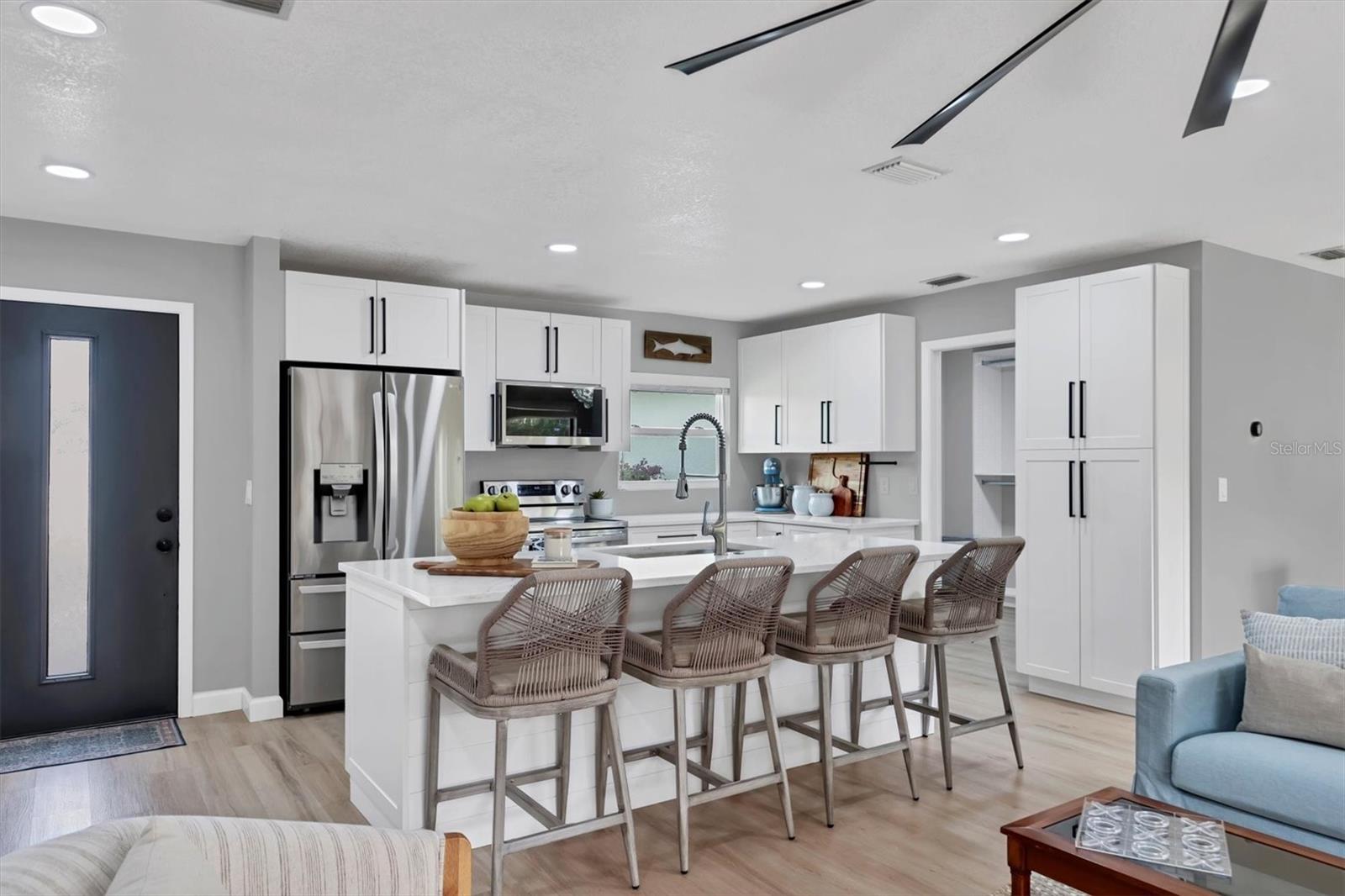 FOX CHASE - Residential