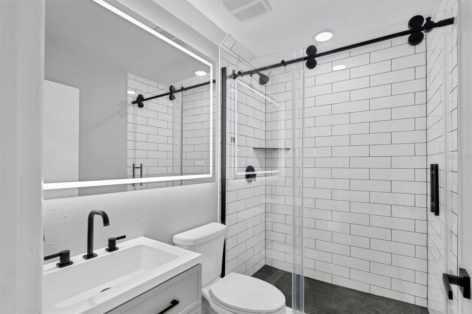 FOX CHASE - Residential