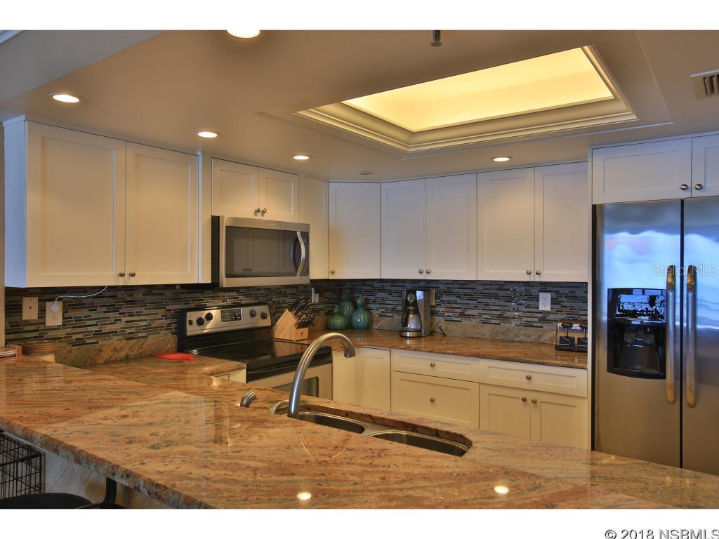 Moontide Condo - Residential