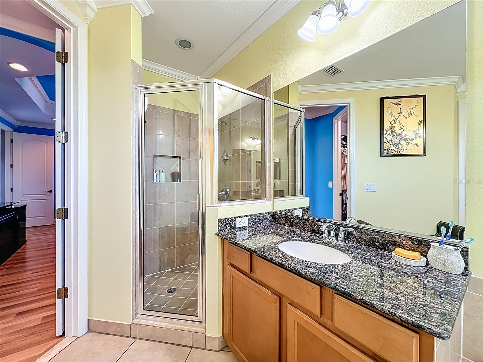 PRESTON SQUARE - Residential