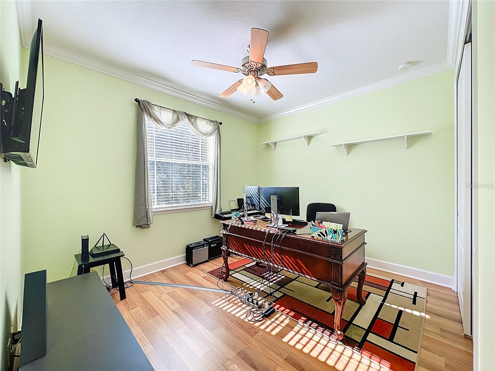 PRESTON SQUARE - Residential