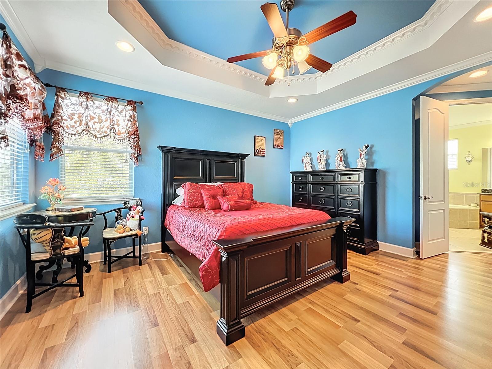 PRESTON SQUARE - Residential