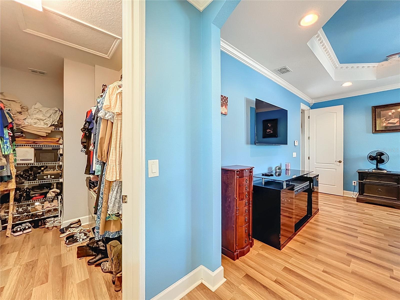 PRESTON SQUARE - Residential