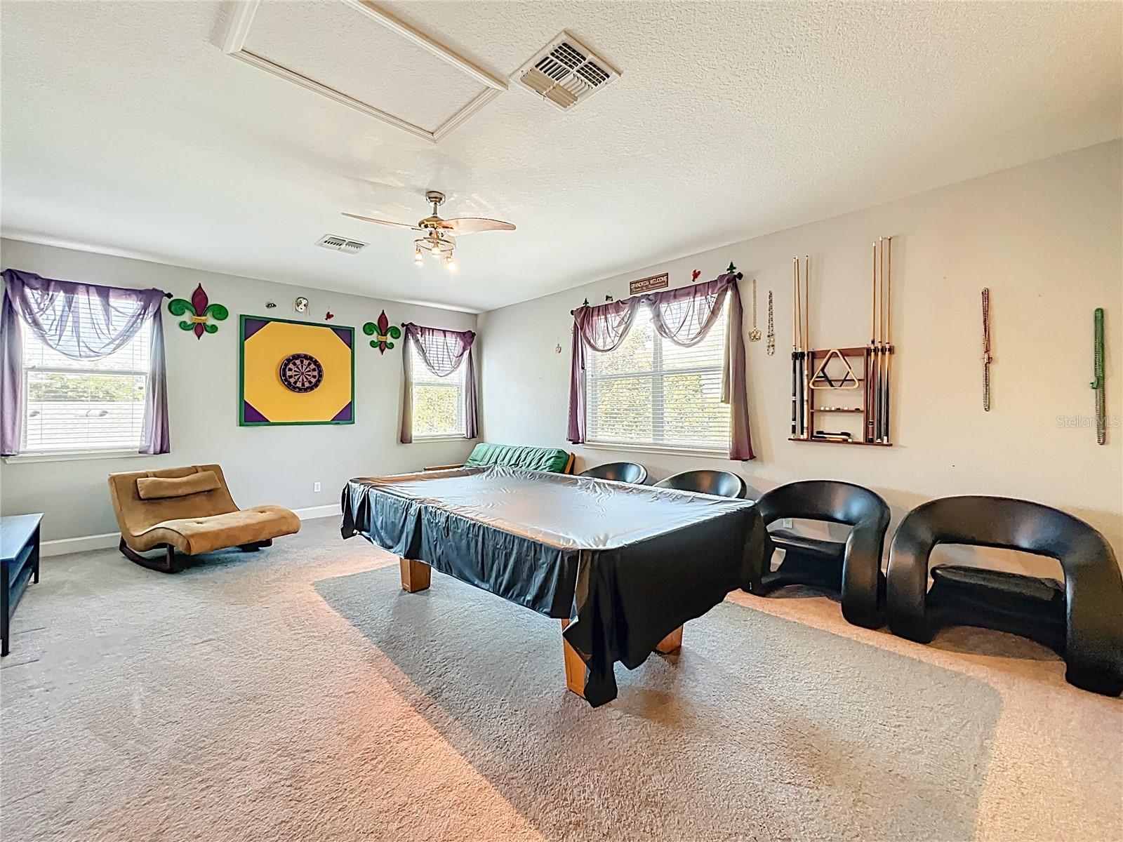 PRESTON SQUARE - Residential