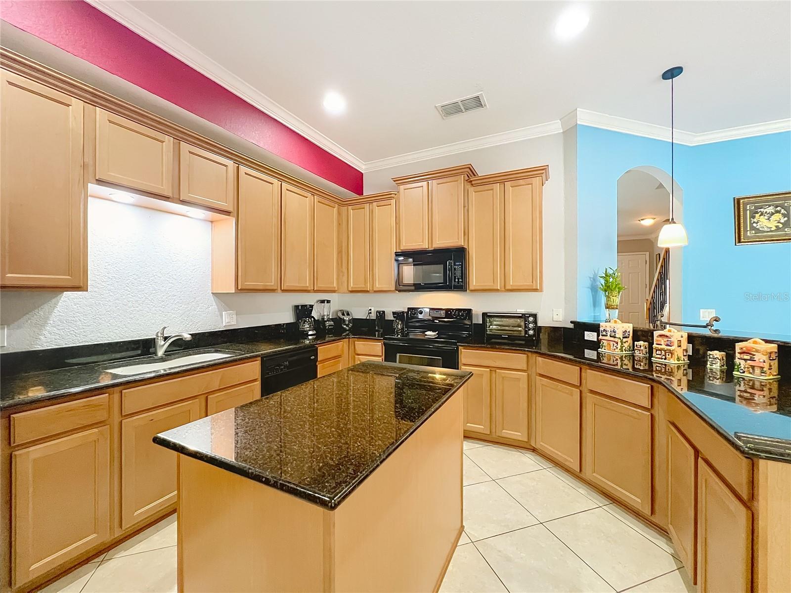 PRESTON SQUARE - Residential